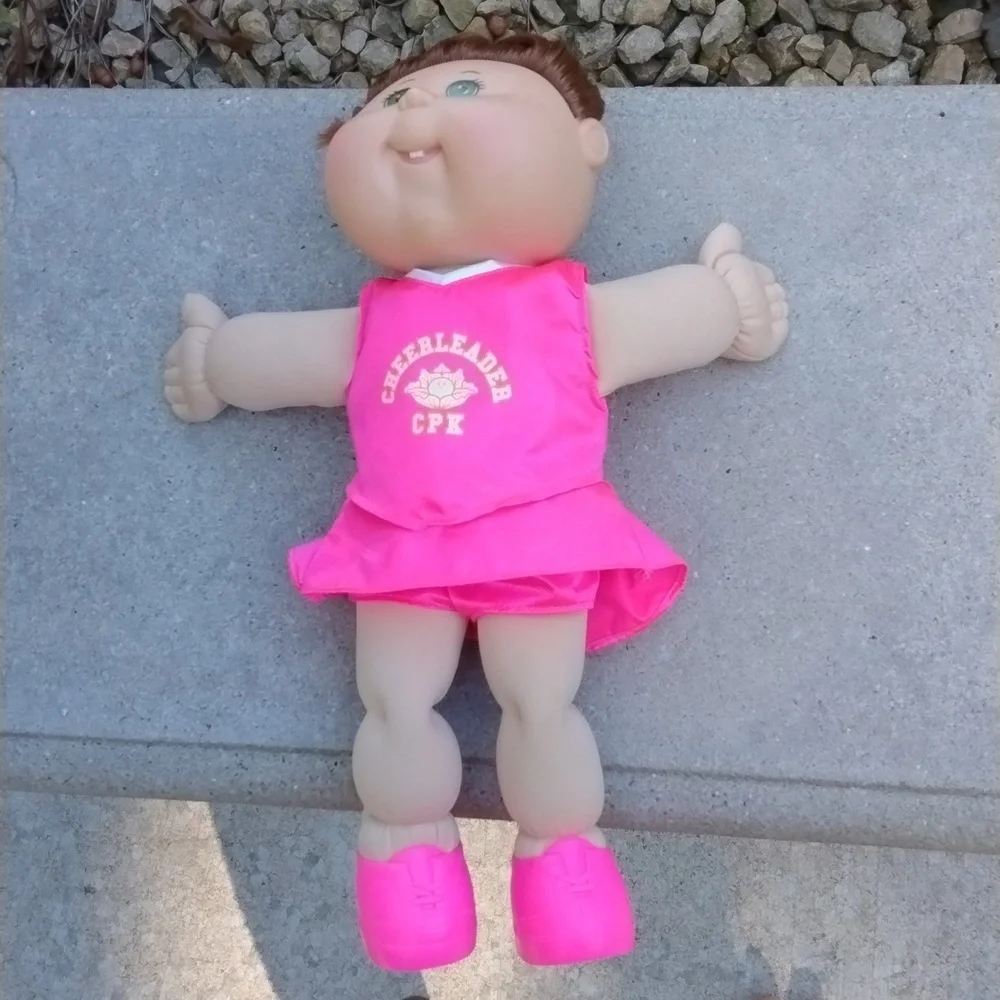 Cabbage Patch Kids  Cheerleader Doll Green Eyes All Original Outfit 2012